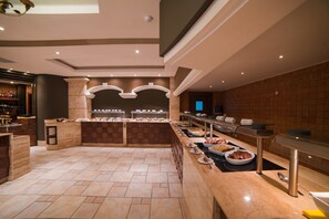 Daily buffet breakfast (EUR 13 per person)