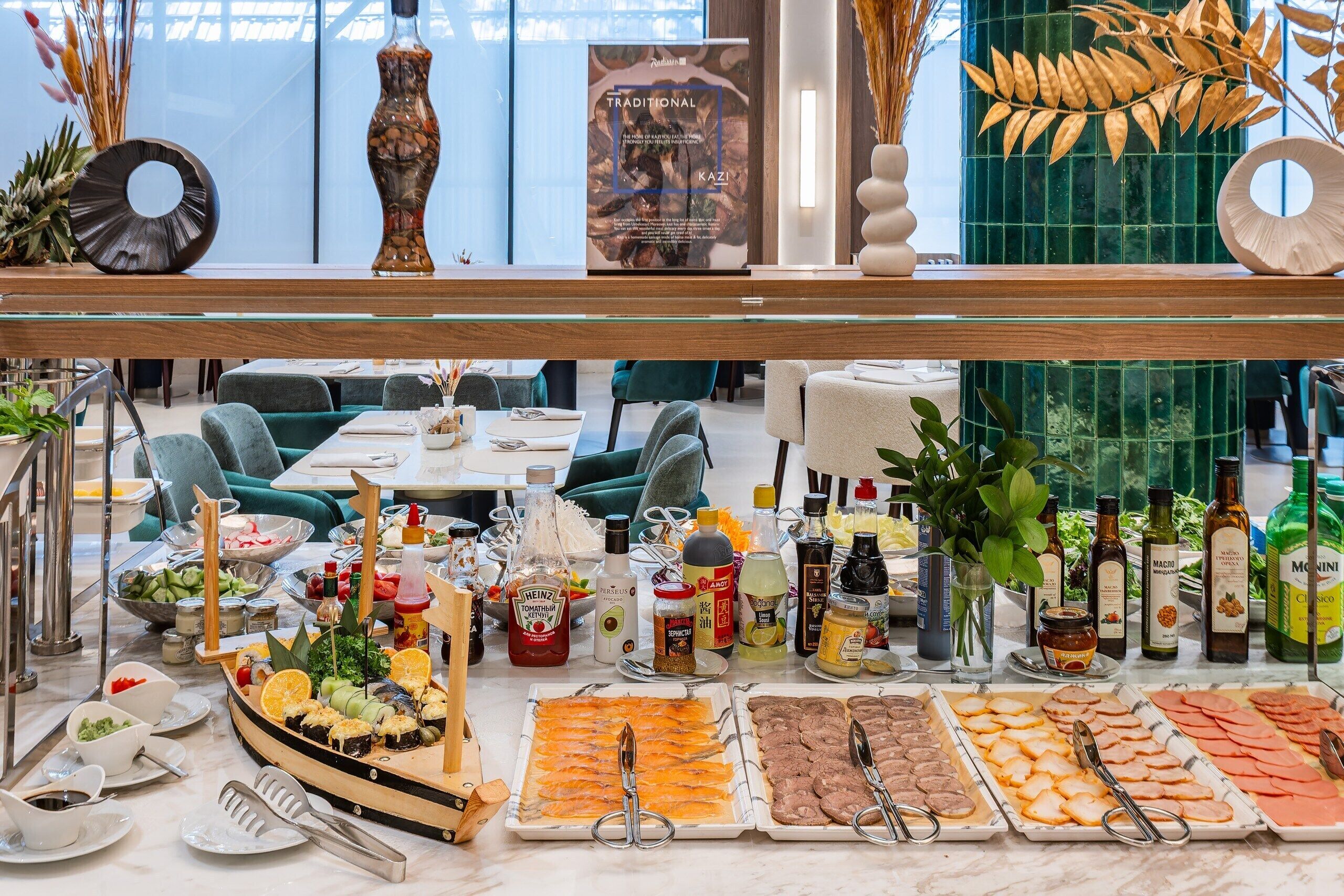 Daily buffet breakfast for a fee