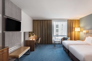 Standard Room | Down comforters, minibar, in-room safe, desk - Radisson Blu Hotel, Krakow (Kraków)