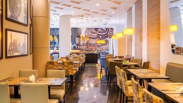 Daily continental breakfast (BRL 68.20 per person)