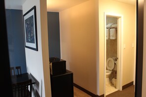 Combined shower/bathtub, deep-soaking bathtub, designer toiletries