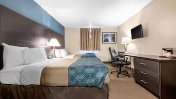 Standard Room, 2 Double Beds, Non Smoking | Premium bedding, pillowtop beds, desk, soundproofing