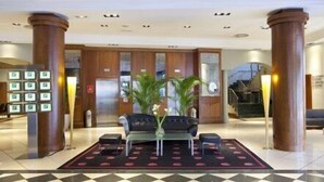 Lobby sitting area - Elba Madrid Alcalá (Madrid)