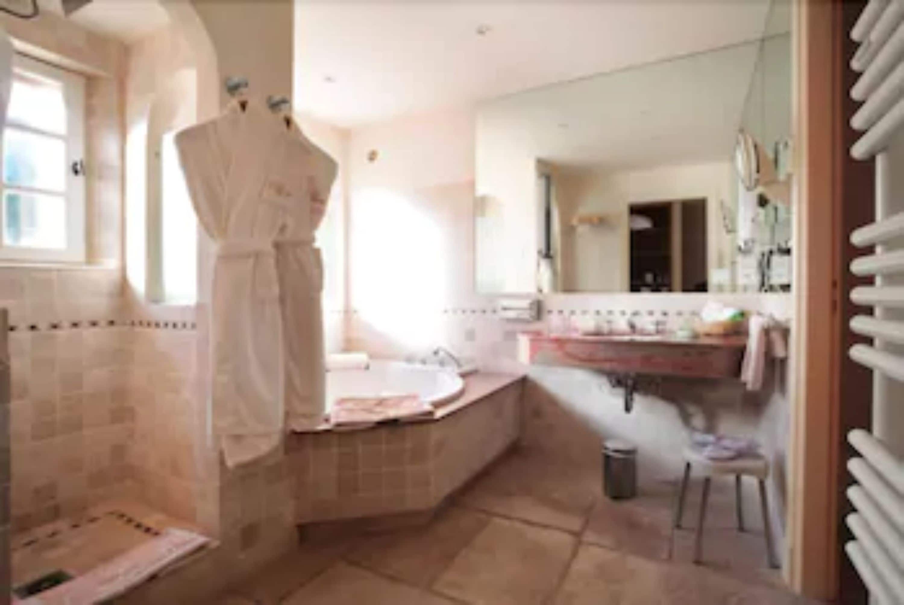 Photo - Hôtel Alain Llorca