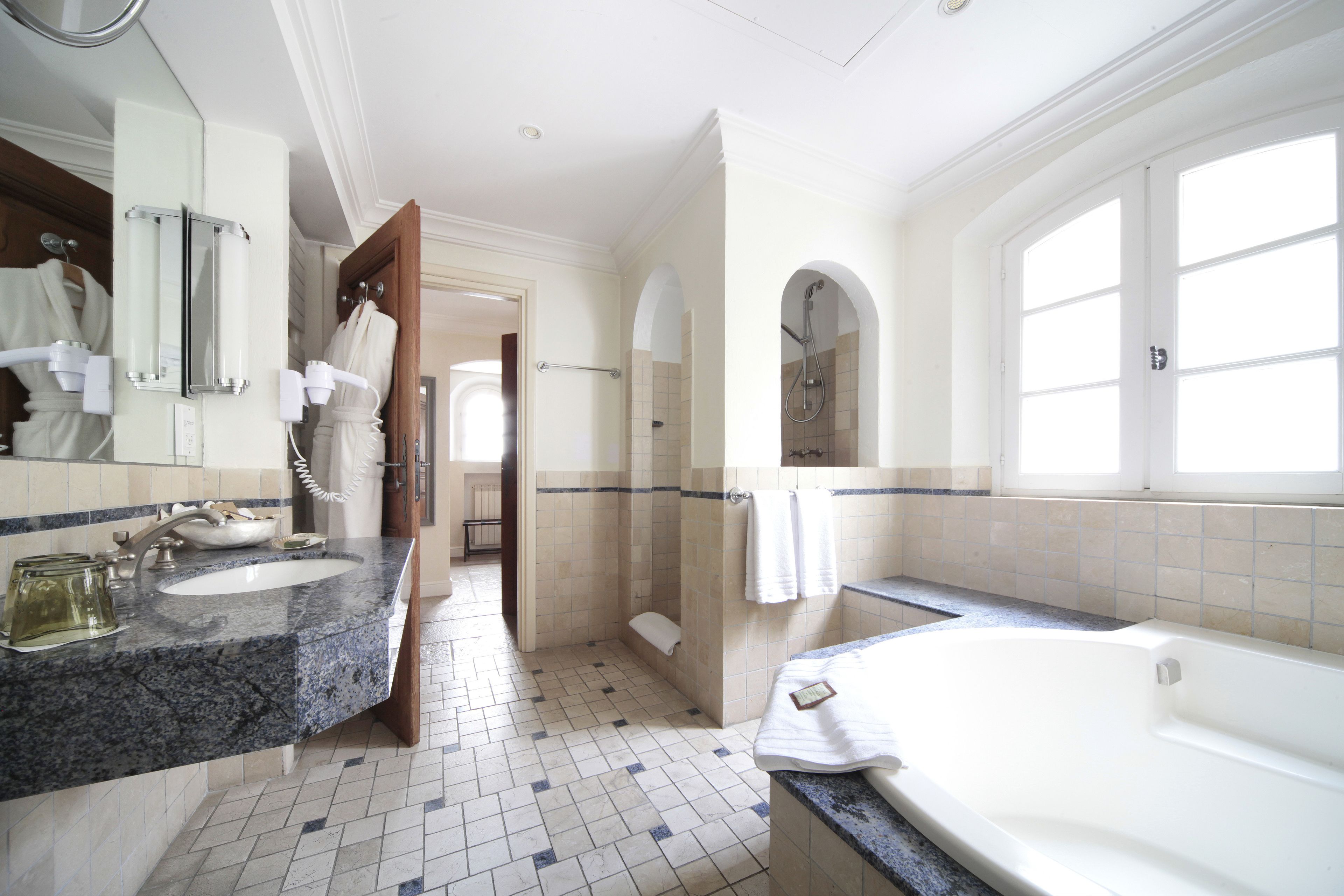 Foto - Hôtel & Restaurant Alain Llorca