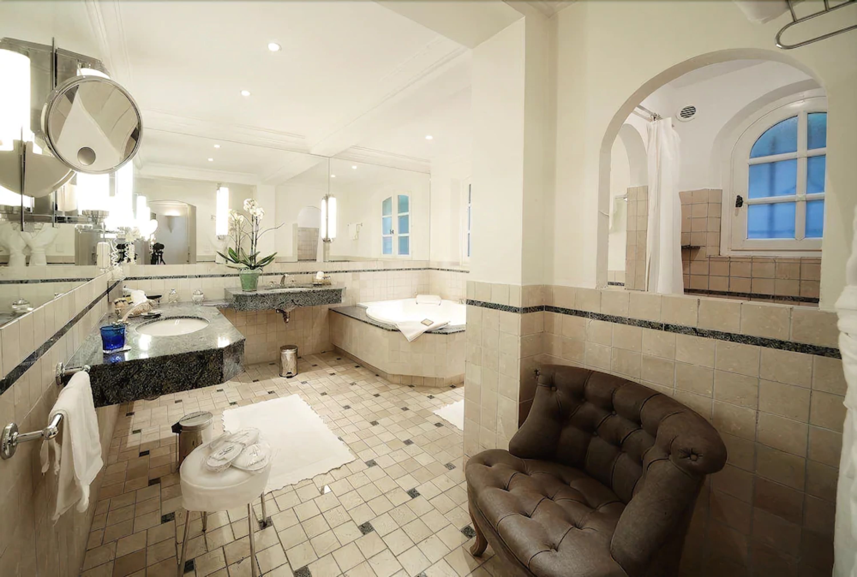 premium suite | bathroom | separate bathtub and shower, free toiletries, hair dryer, bathrobes