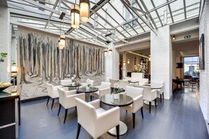 Dining - Hotel Le A (Paris)