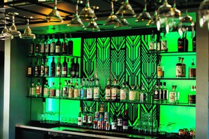 Reception - The Monterey Motel (Albuquerque)