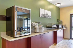 Free daily continental breakfast