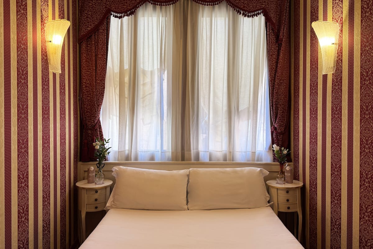 In-room safe, desk, soundproofing, rollaway beds