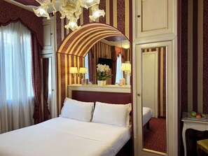 Triple Room | In-room safe, desk, soundproofing, rollaway beds - Hotel Alcyone (Venice)
