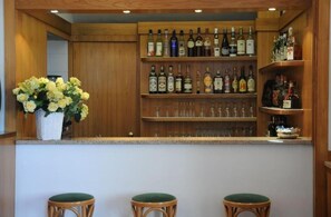 酒吧（店内）