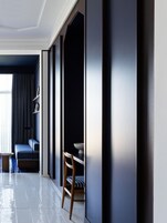 ジュニア スイート | ミニバー、セーフティボックス (室内)、デスク、防音設備