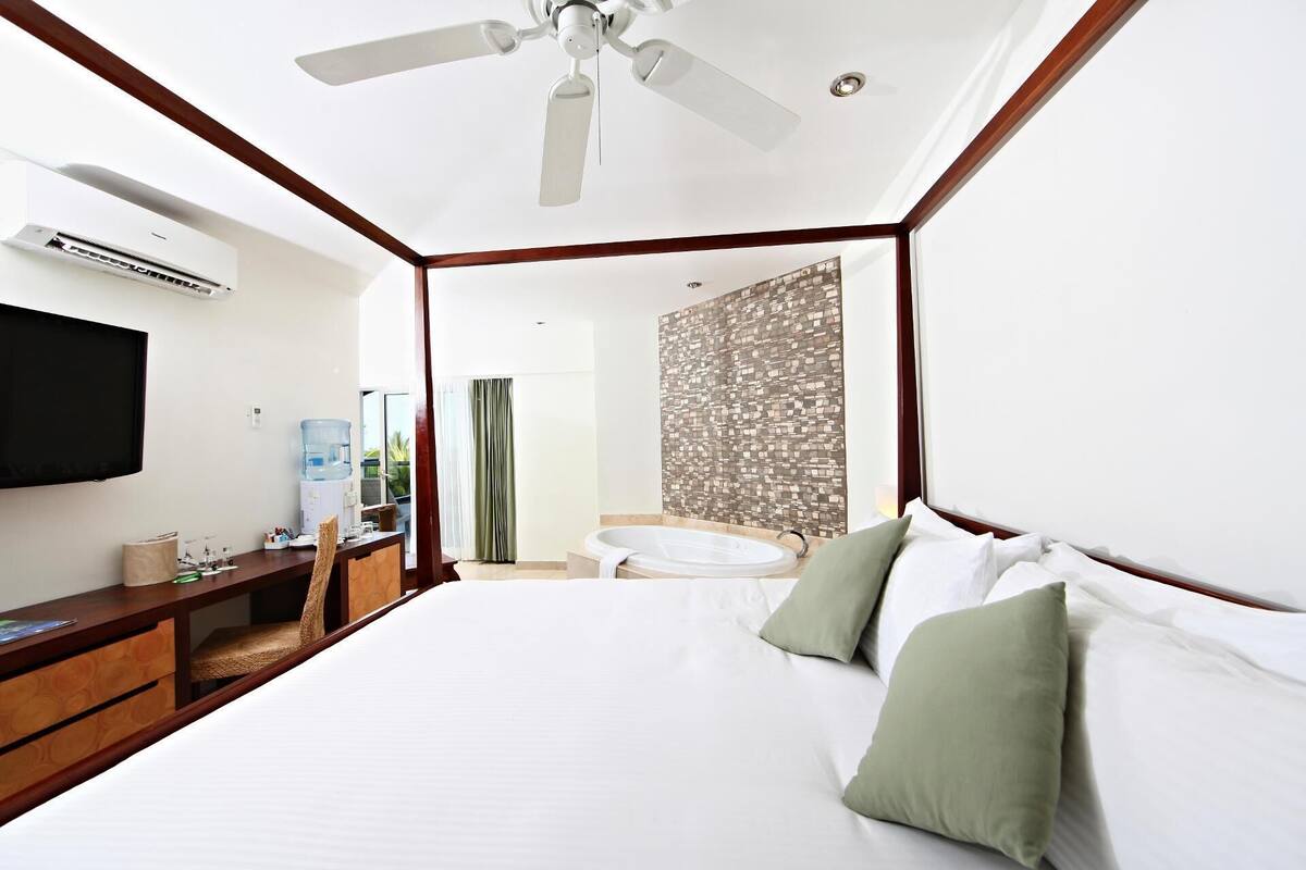 Minibar (free items), in-room safe, desk, laptop workspace