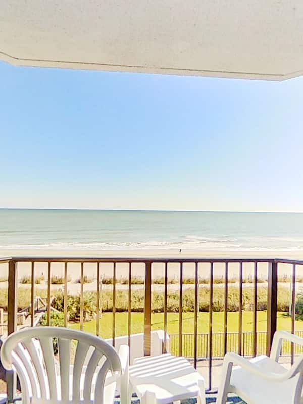 Condo, 1 Bedroom (2 Queen beds, Oceanfront) | Terrace/patio