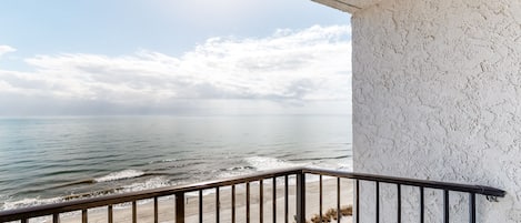 Condo, 2 Bedrooms (Oceanfront) | Terrace/patio