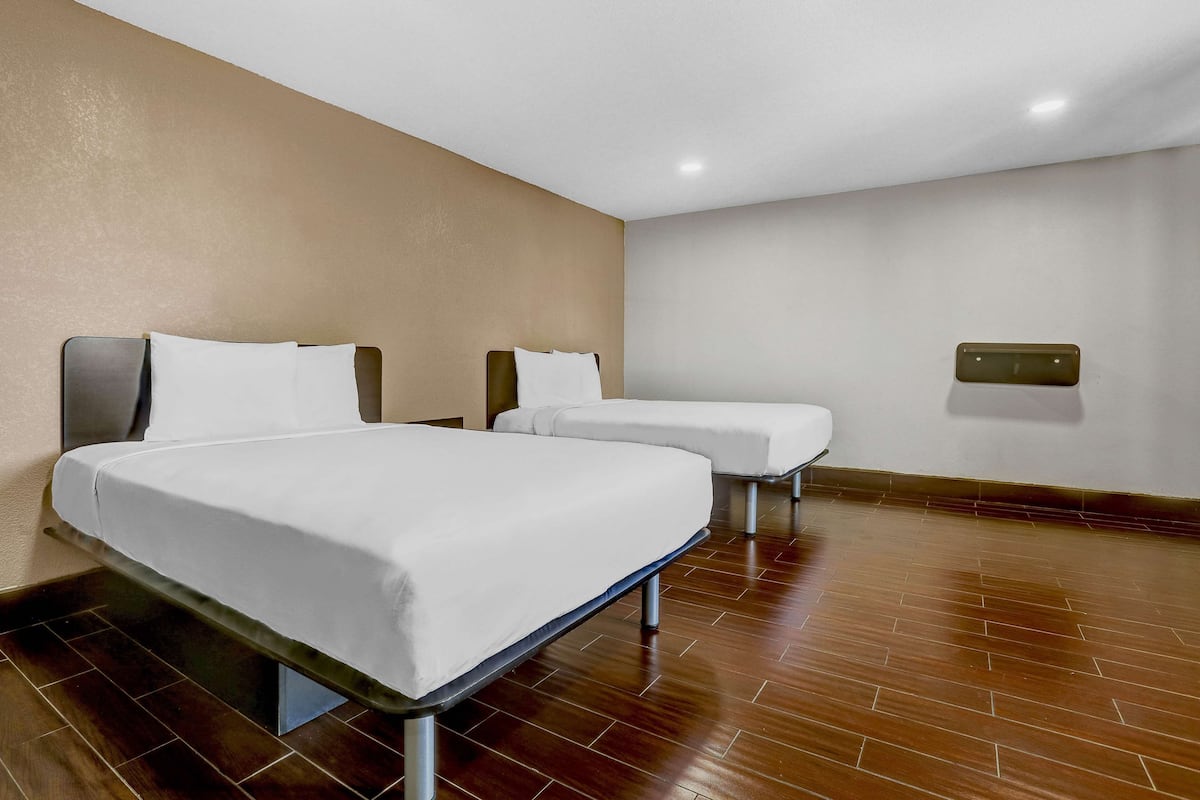Desk, blackout curtains, iron/ironing board, free WiFi