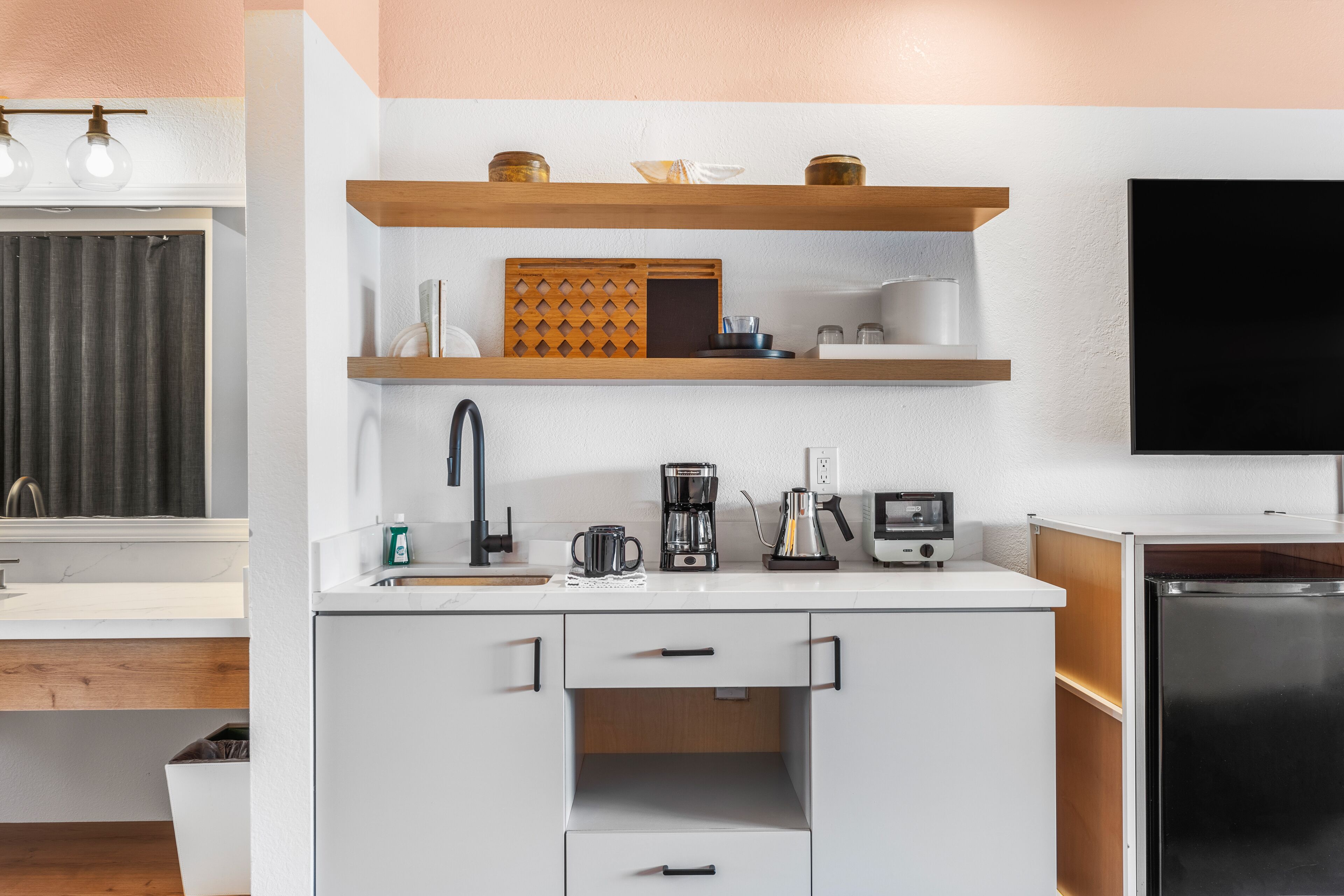 in-room safe, desk, laptop workspace, iron/ironing board