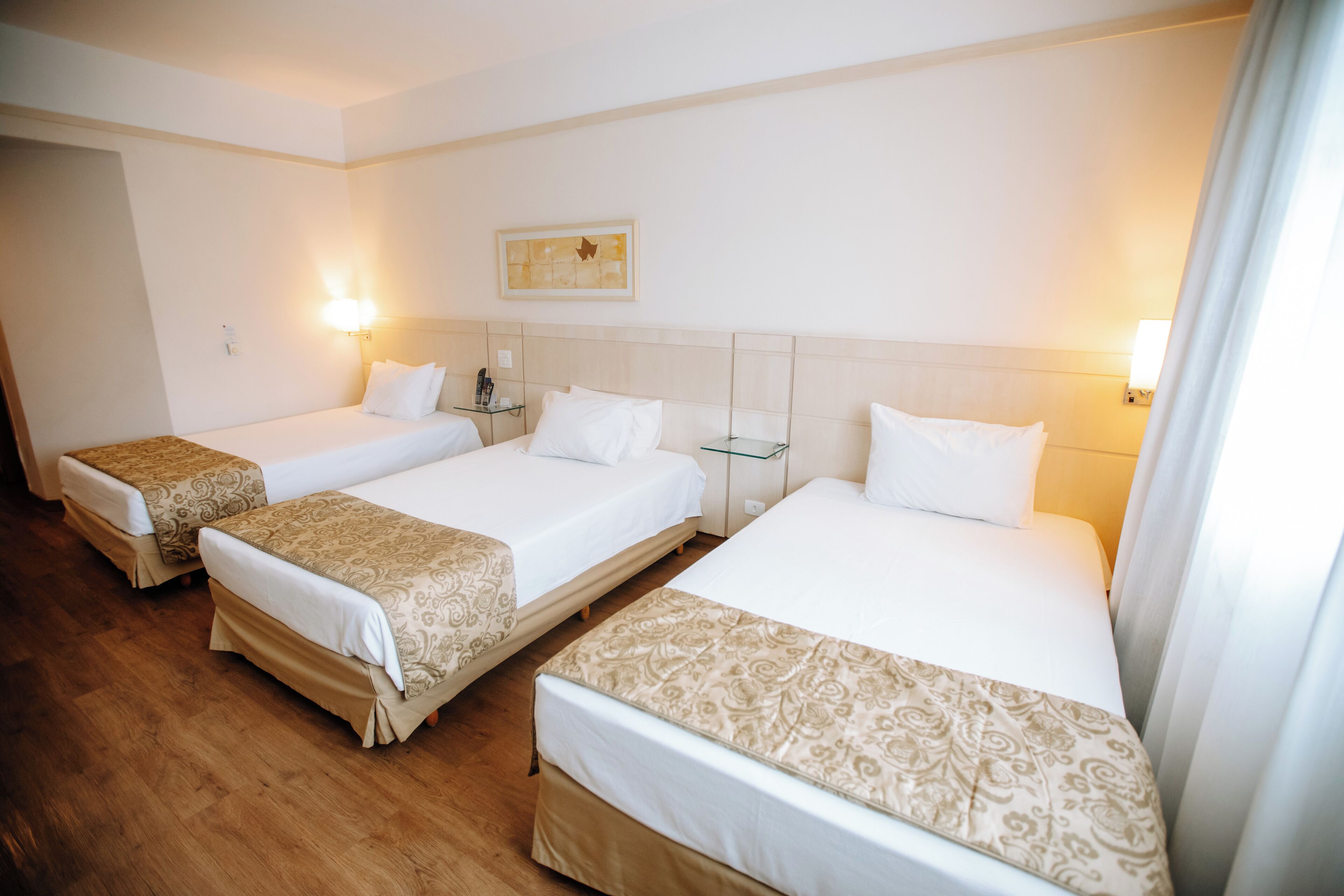 Photo - Comfort Suites Londrina