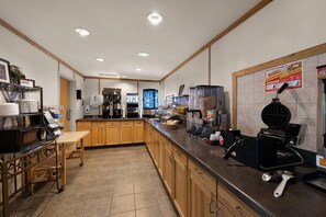 Free daily continental breakfast