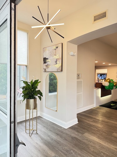 Wingate by Wyndham Dublin Near Claytor Lake State Park