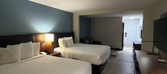 Wingate by Wyndham Dublin Near Claytor Lake State Park