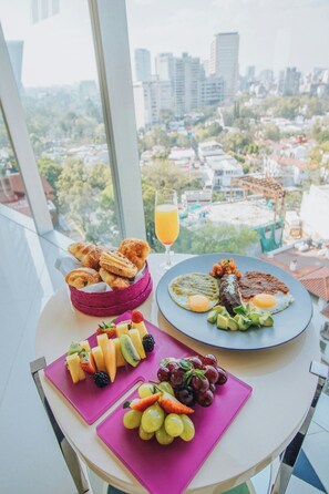 Daily buffet breakfast for a fee