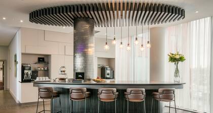 Crowne Plaza London - Docklands by IHG