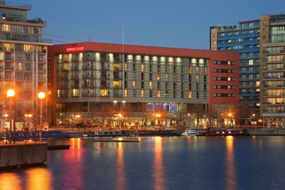 Crowne Plaza London - Docklands by IHG