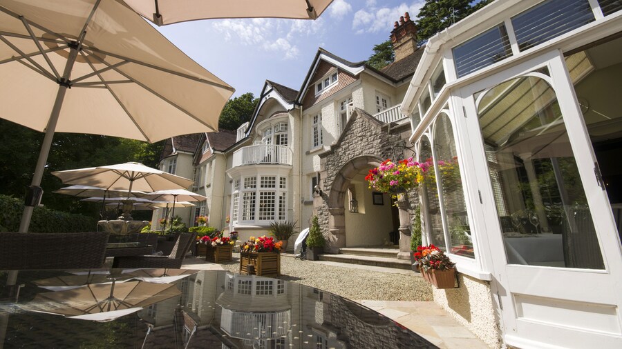 哈顿主教城堡酒店