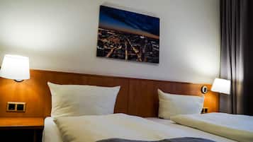 Minibar, desk, free WiFi