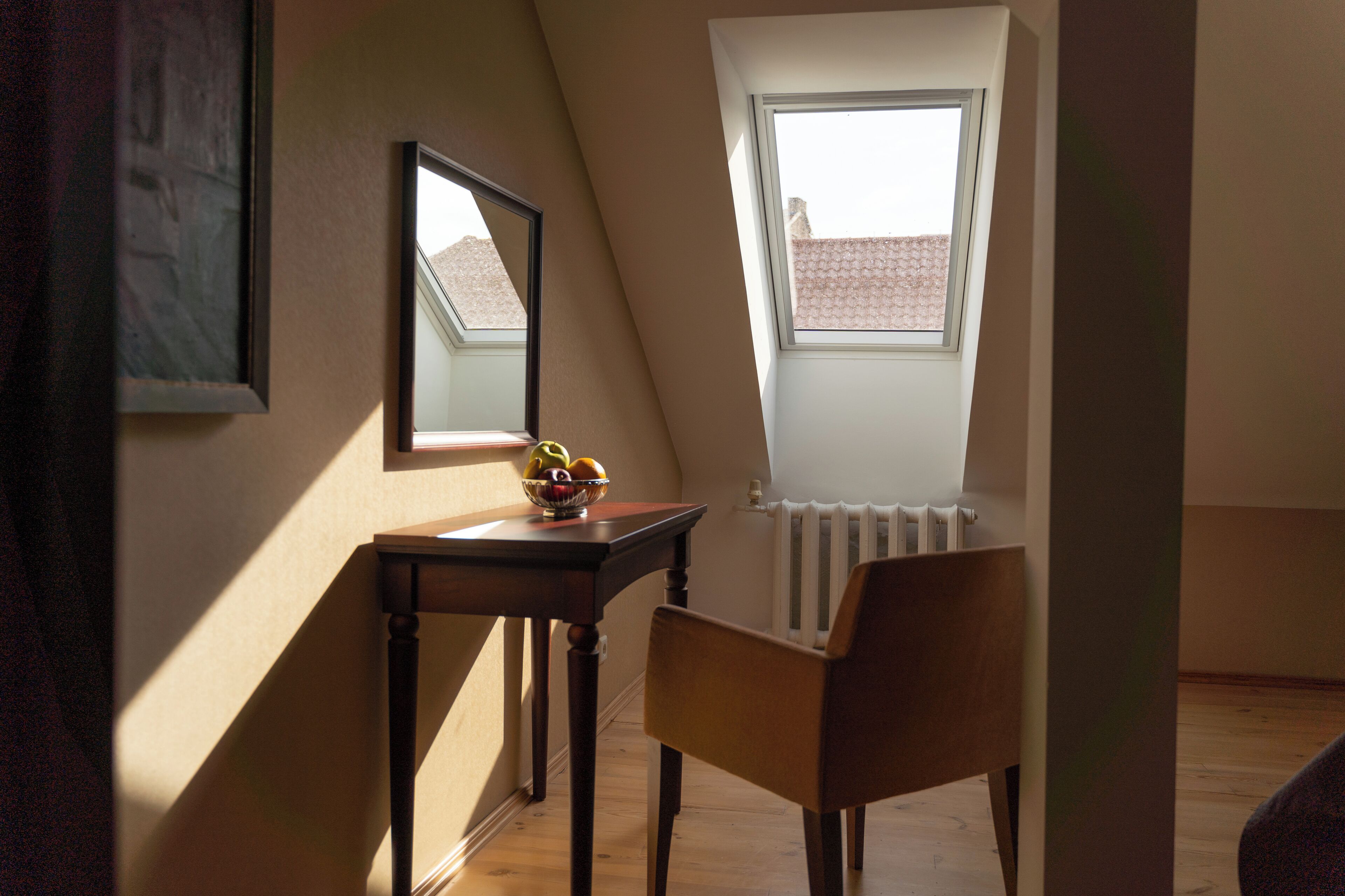 suite | 1 bedroom, in-room safe, individually decorated, individually furnished