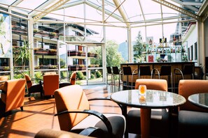 Bar (en el alojamiento)