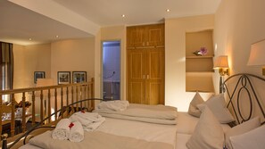 Bureau, Wi-Fi gratuit, draps fournis