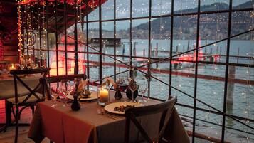 Couples dining