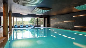 Exercise/lap pool