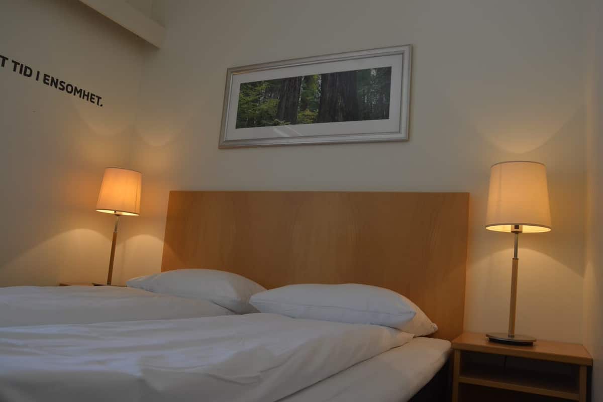 1 chambre, matelas Select Comfort, bureau, chambres insonorisées