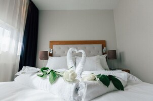 家庭房, 1 间卧室 | Select Comfort 床、办公桌、隔音、免费 WiFi