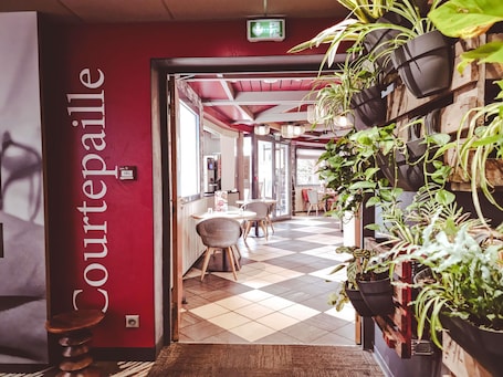 Restaurante. ibis Caen Porte De Bretagne