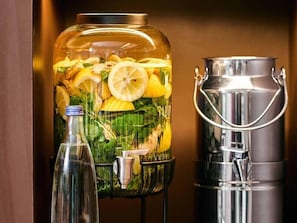 Food and drink - B&B HOTEL Hamburg-Airport (Hamburg)
