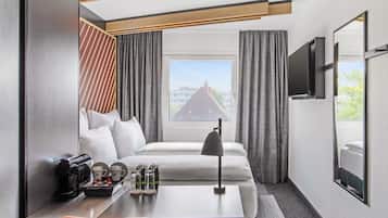 Premium tweepersoonskamer | Een bureau, geluiddichte muren, gratis wifi, beddengoed