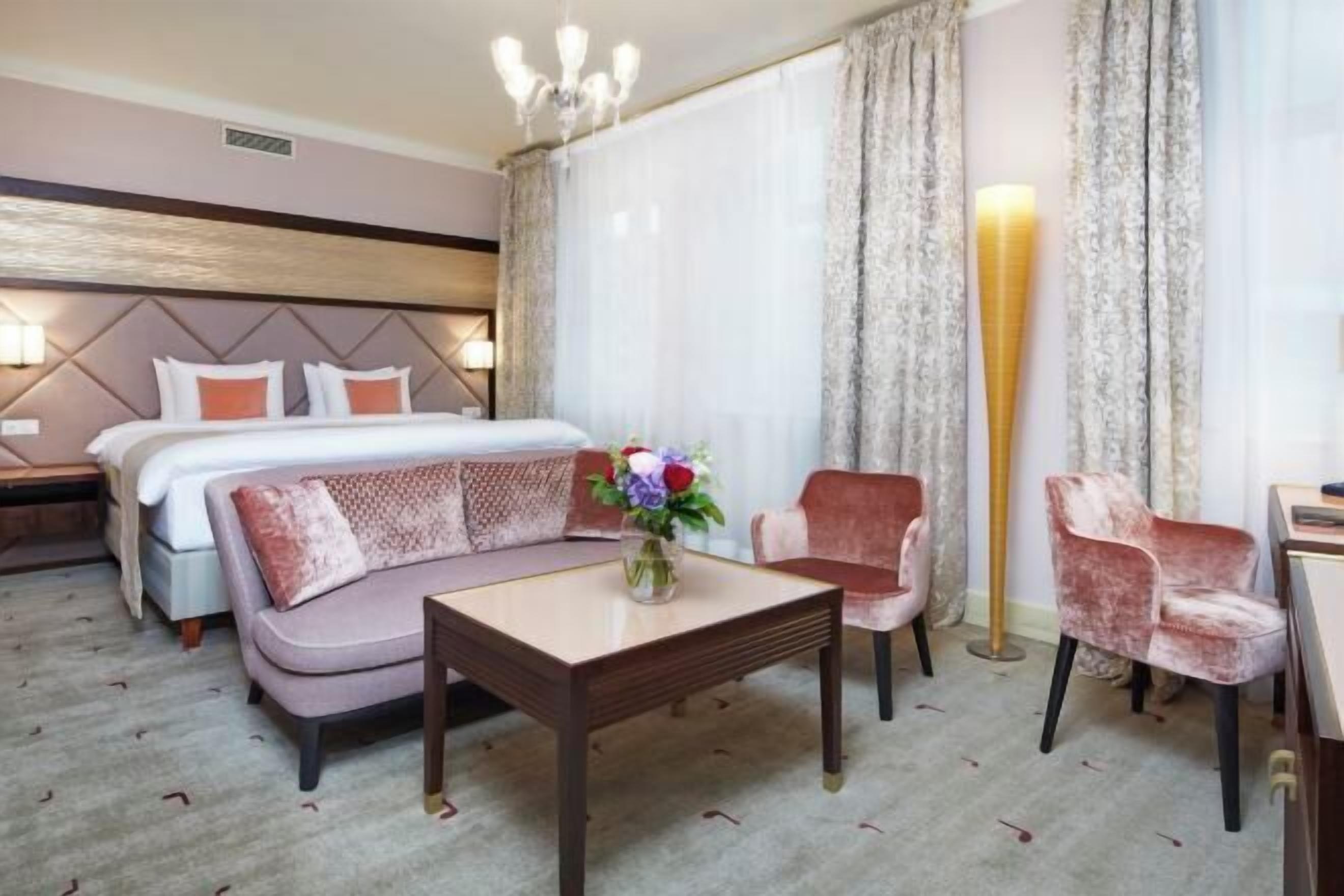 Premium bedding, minibar, in-room safe, blackout drapes