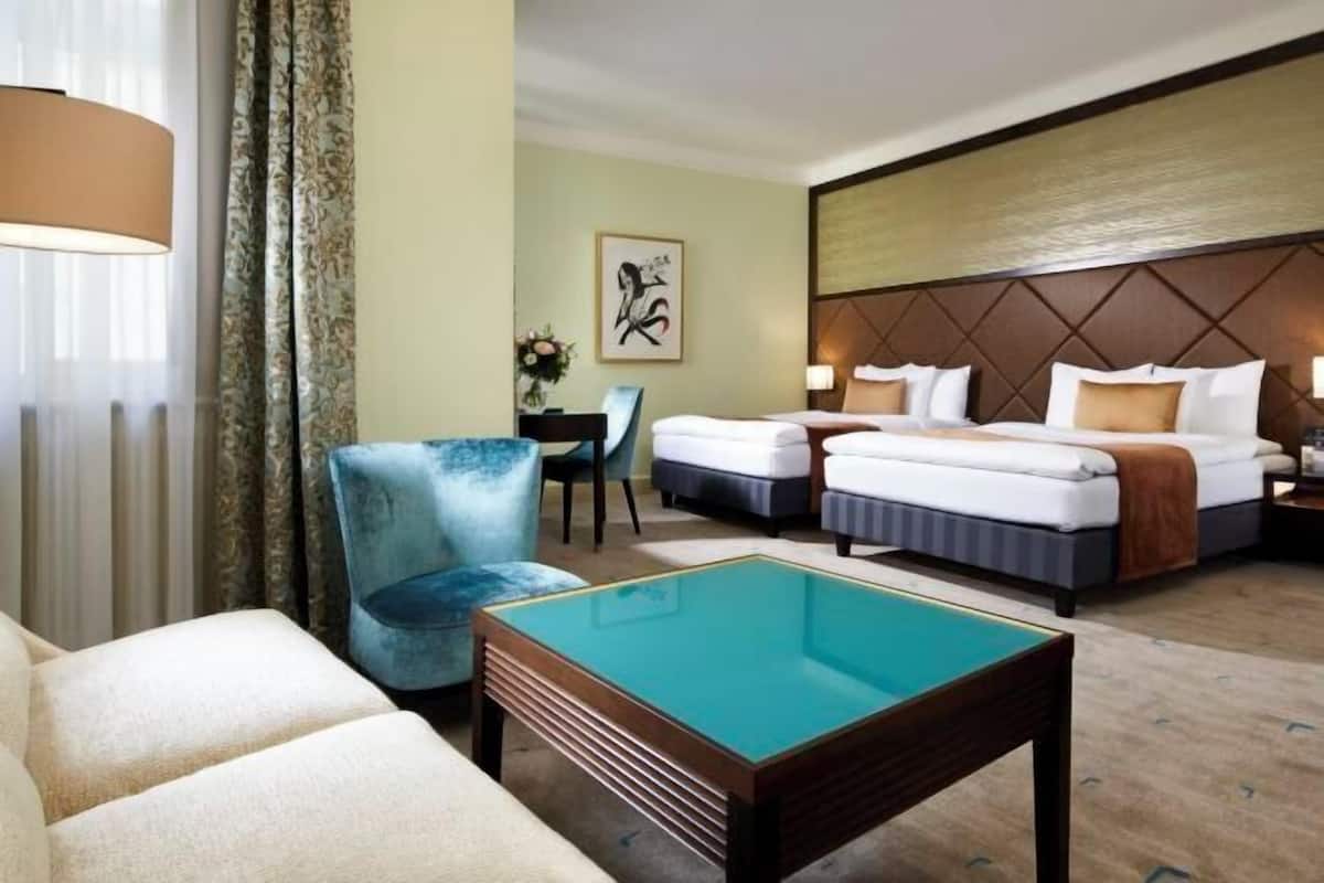 1 habitación, ropa de cama de alta calidad y minibar