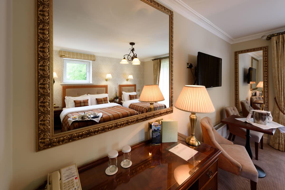 1 bedroom, premium bedding, in-room safe, desk