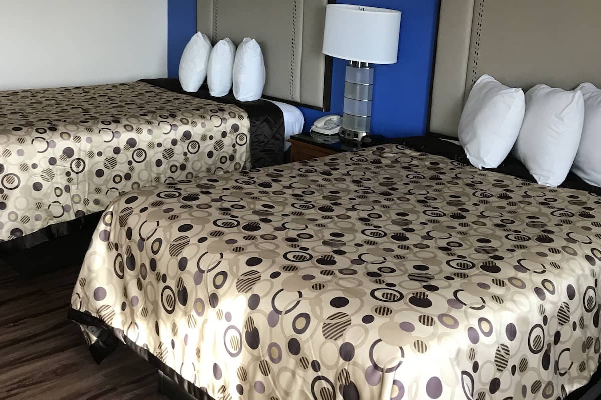 1 Schlafzimmer, Schreibtisch, Verdunkelungsvorhänge
