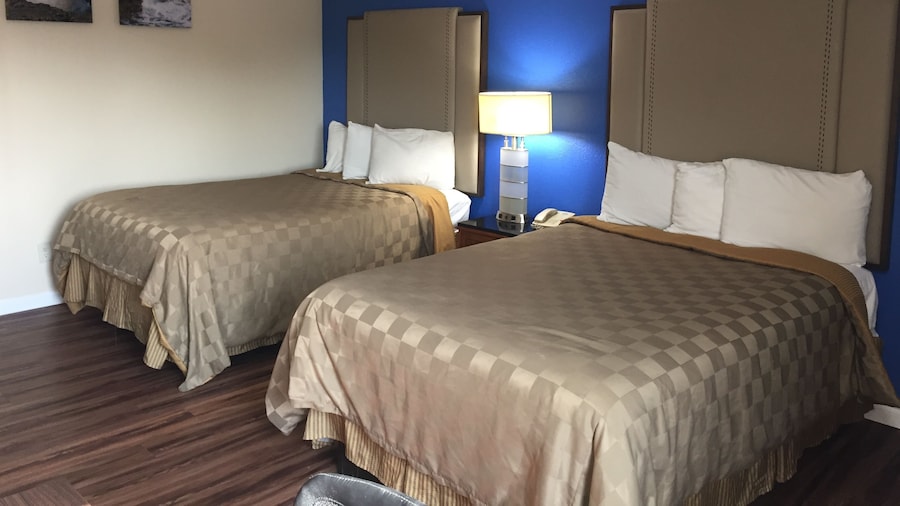 California Inn and Suites Bakersfield