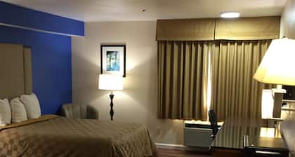 California Inn and Suites Bakersfield
