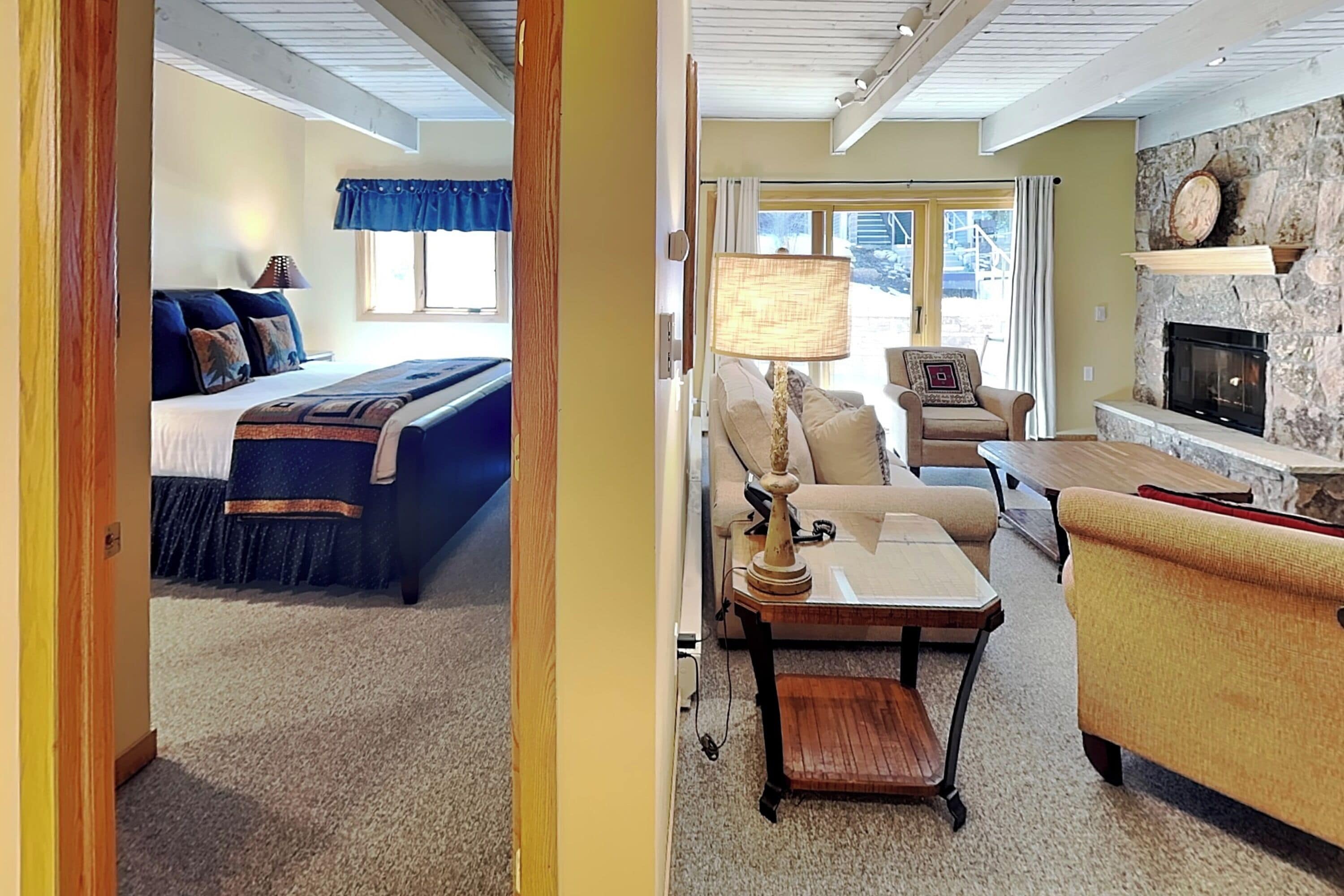 Deluxe One Bedroom ~ B2G | In-room safe, individually decorated, individually furnished, free WiFi