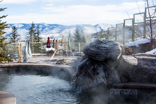 The Timberline Condominiums