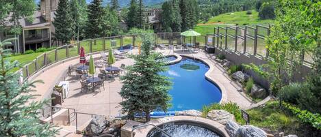 Outdoor pool, sun loungers